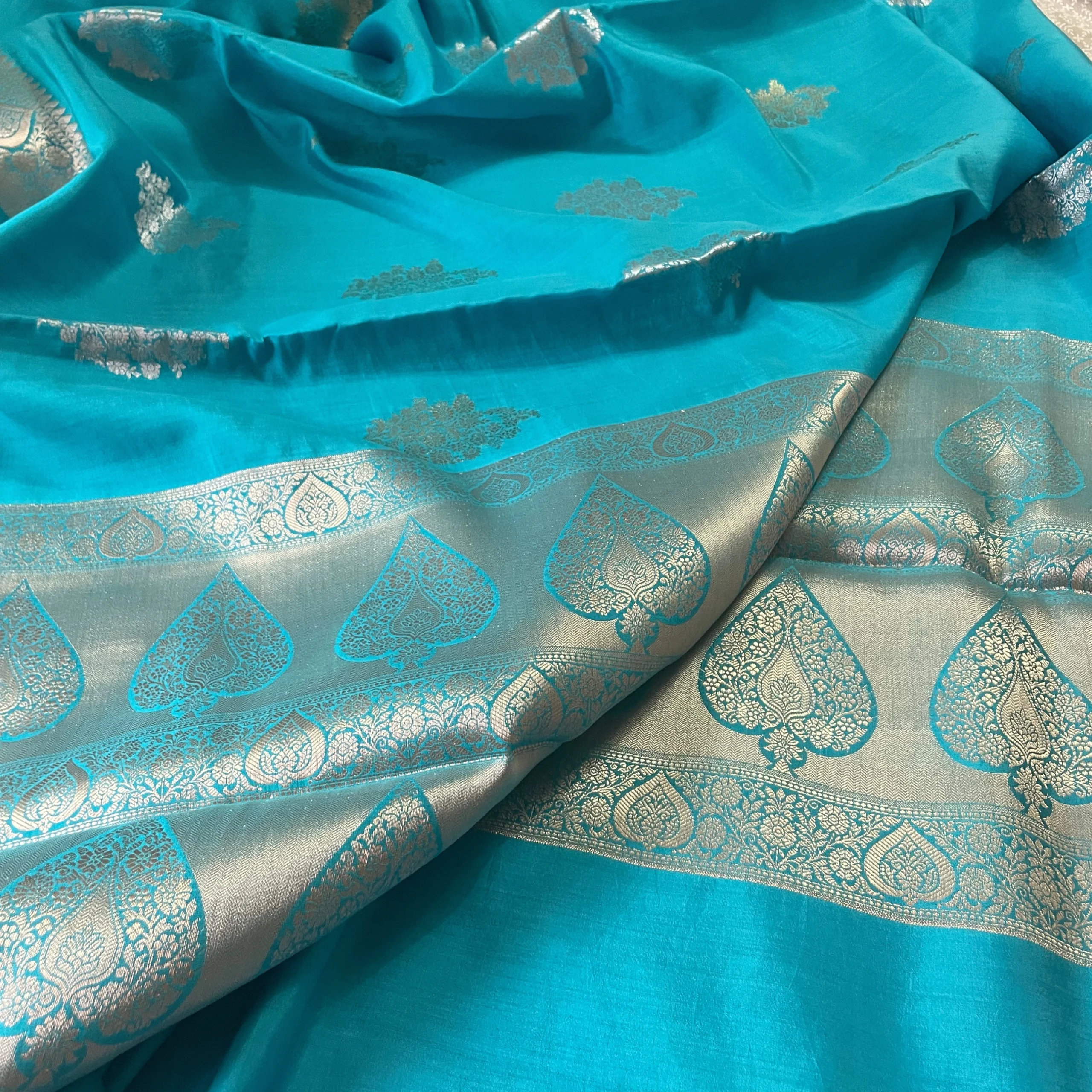chiniya-silk-04