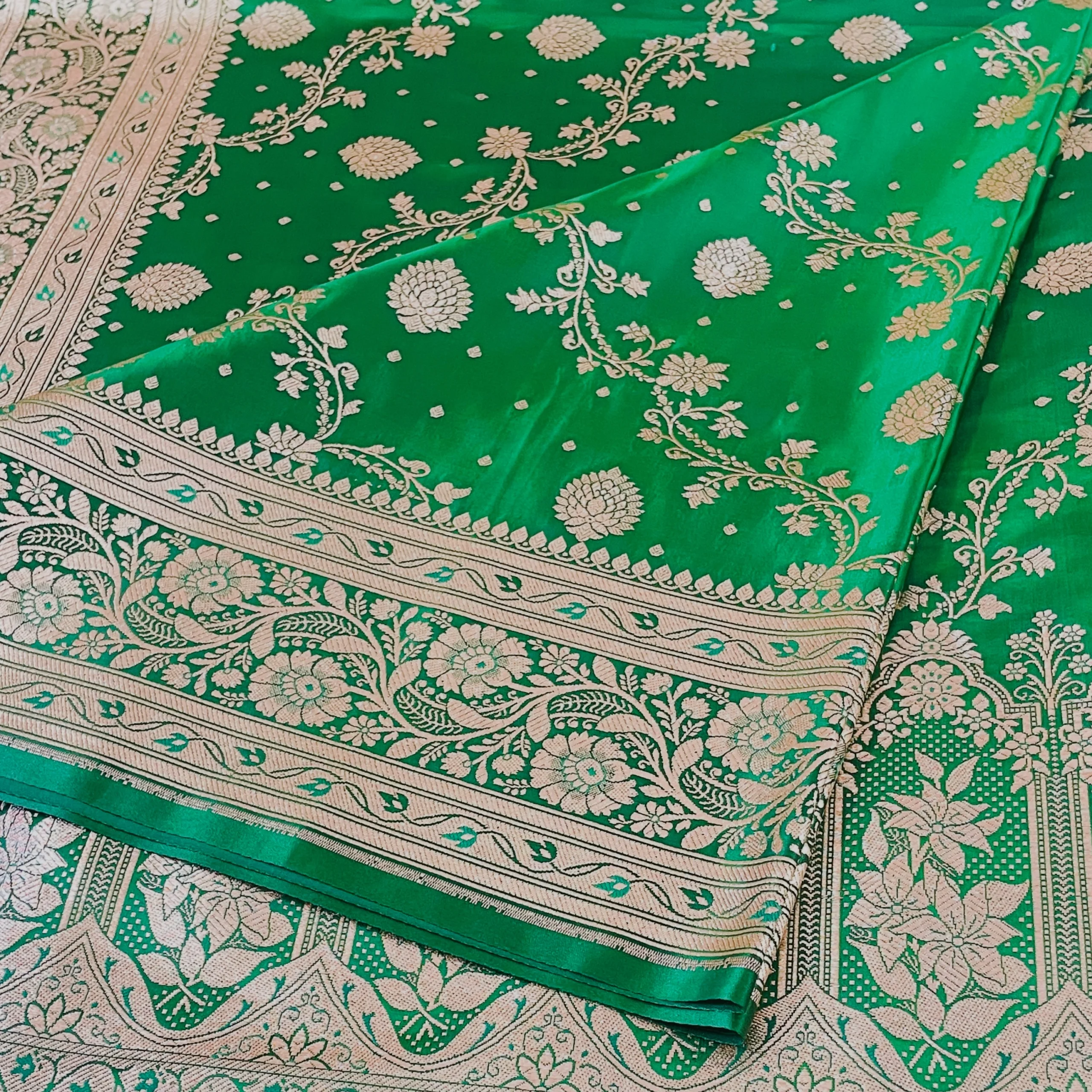emerald-green-05