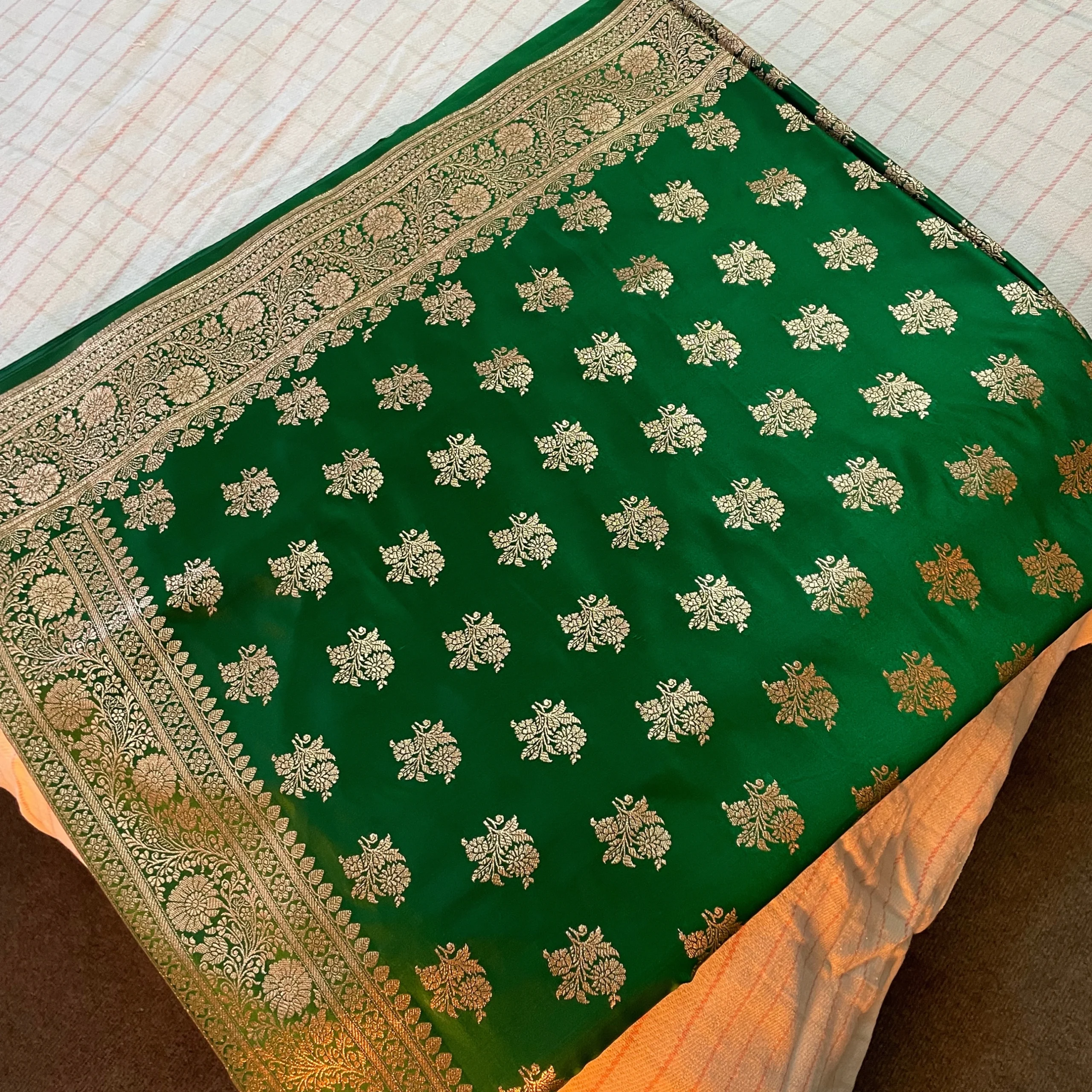 emerald-green-motifs-09