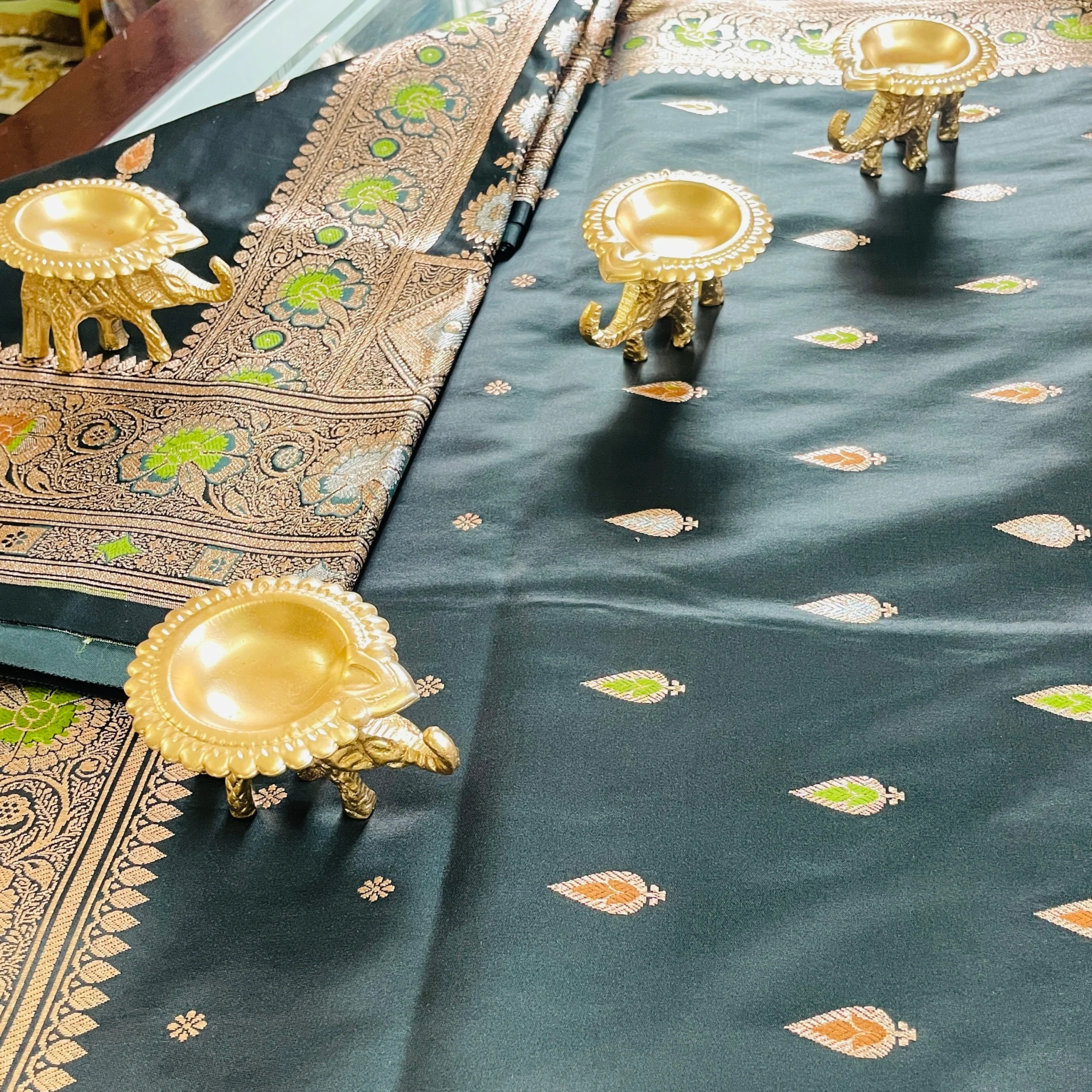 midnight-sage-black-meenakari-04
