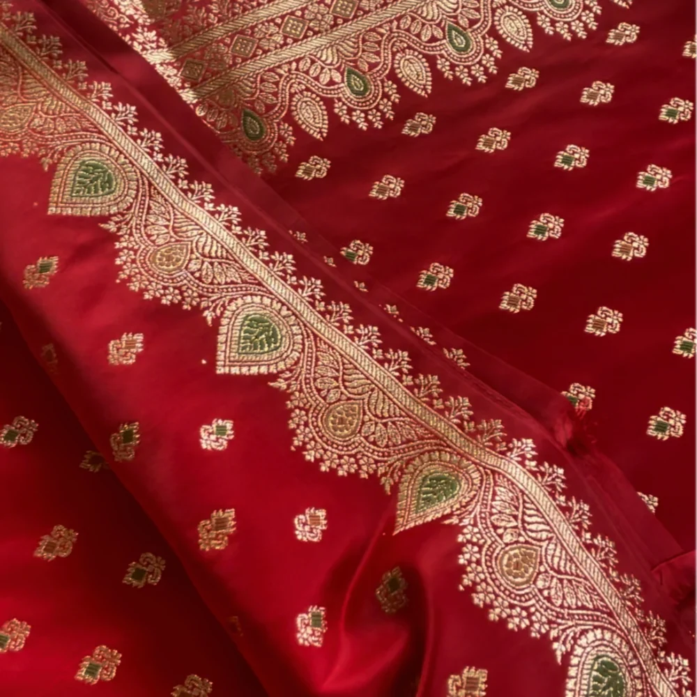 Ruby Red with Scallop Border