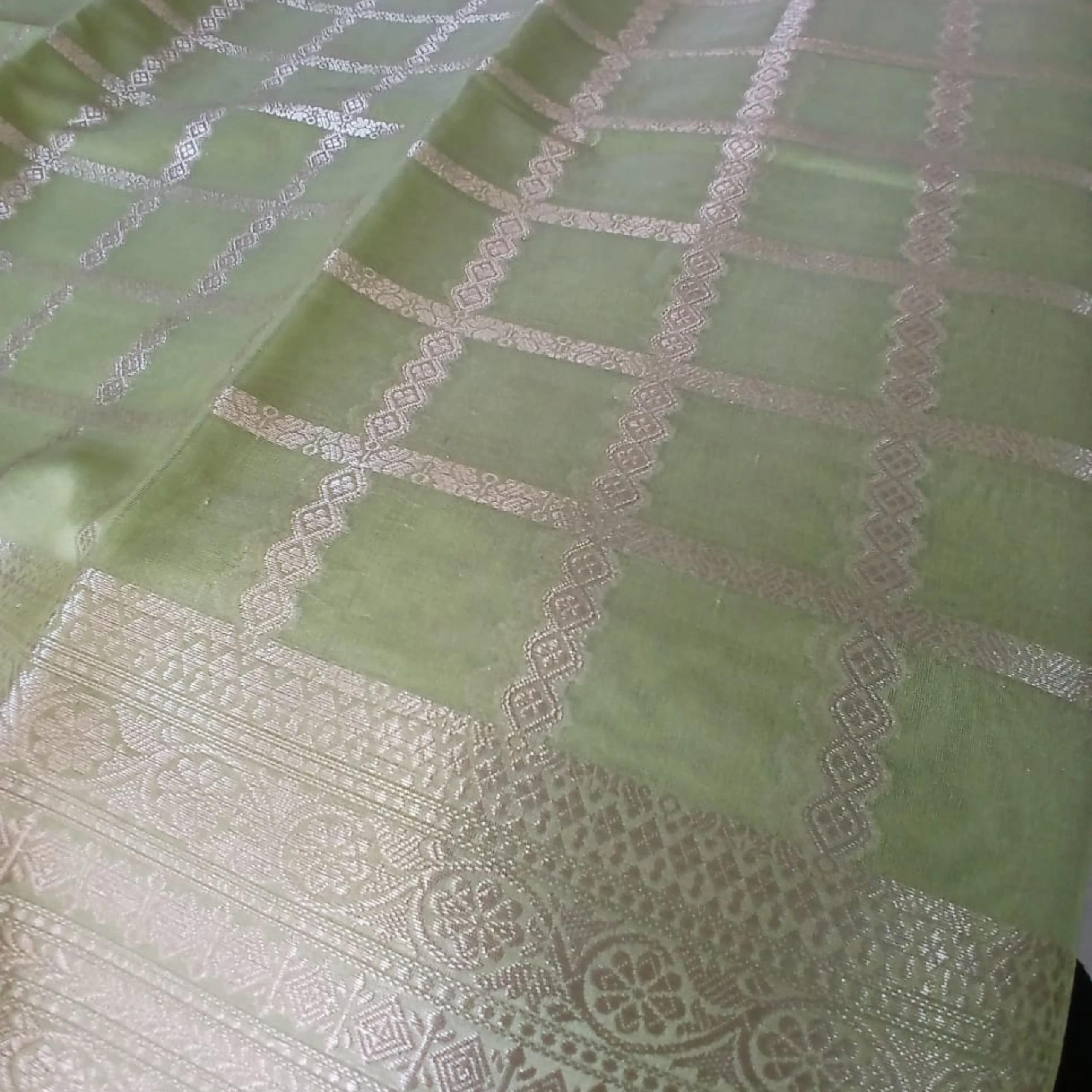 sage-green-03
