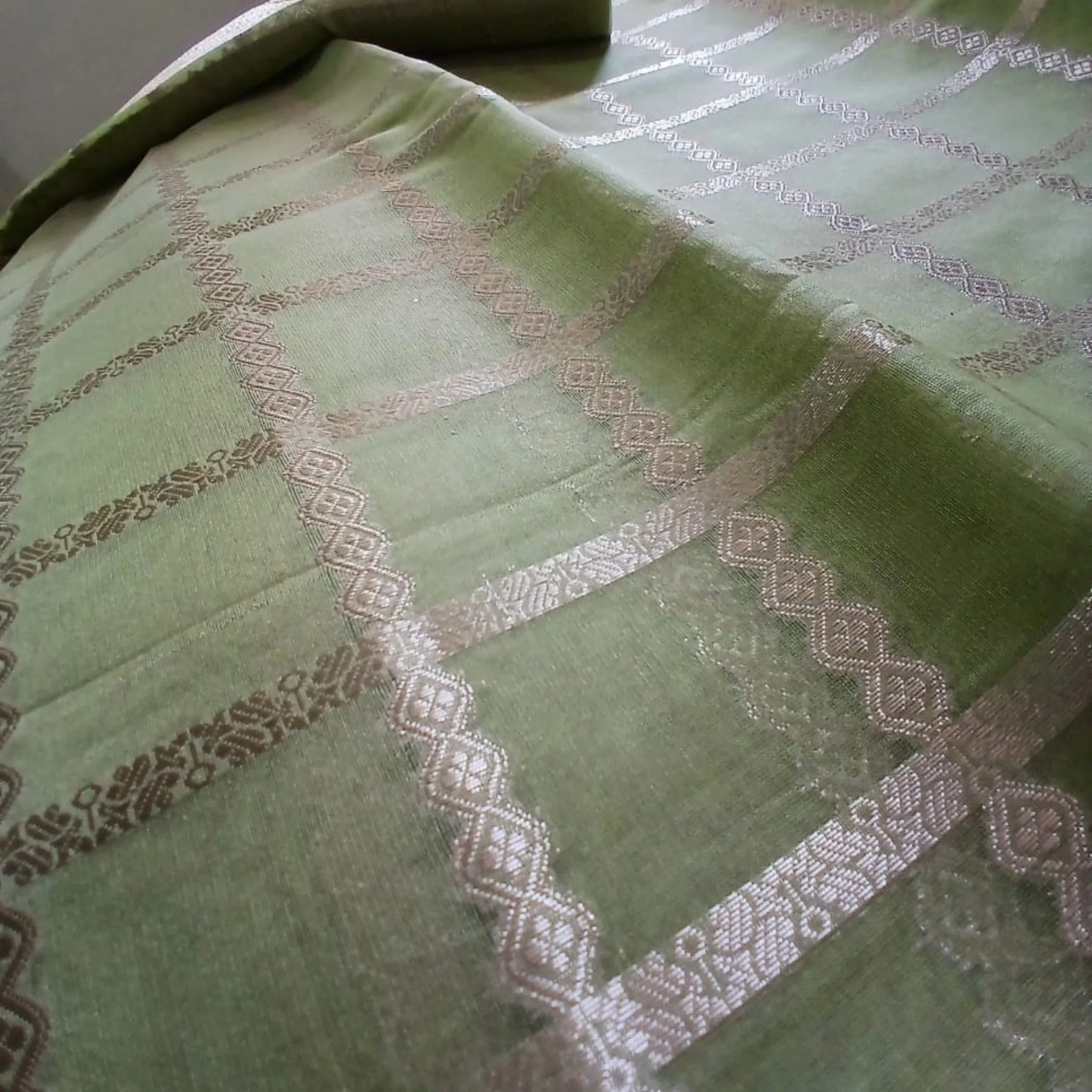 sage-green-05